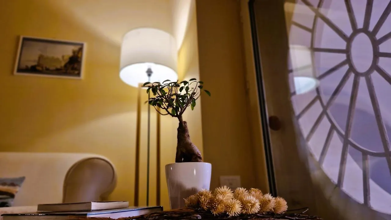 Maison Des Fleurs Naples 3*,  Italy